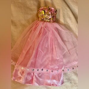 Barbie 2 fancy dresses Vinatge